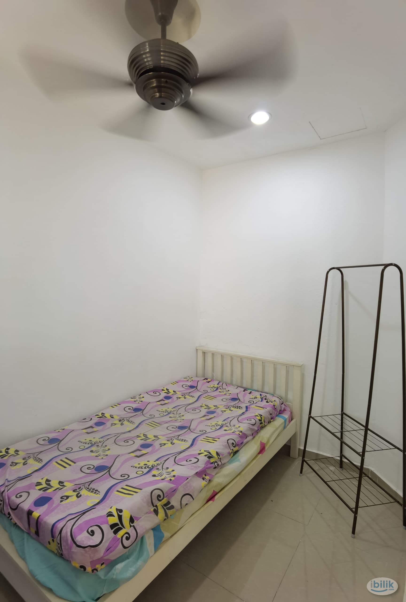 Small Single room for RENT - Jalan Desa Mesra - Image 3