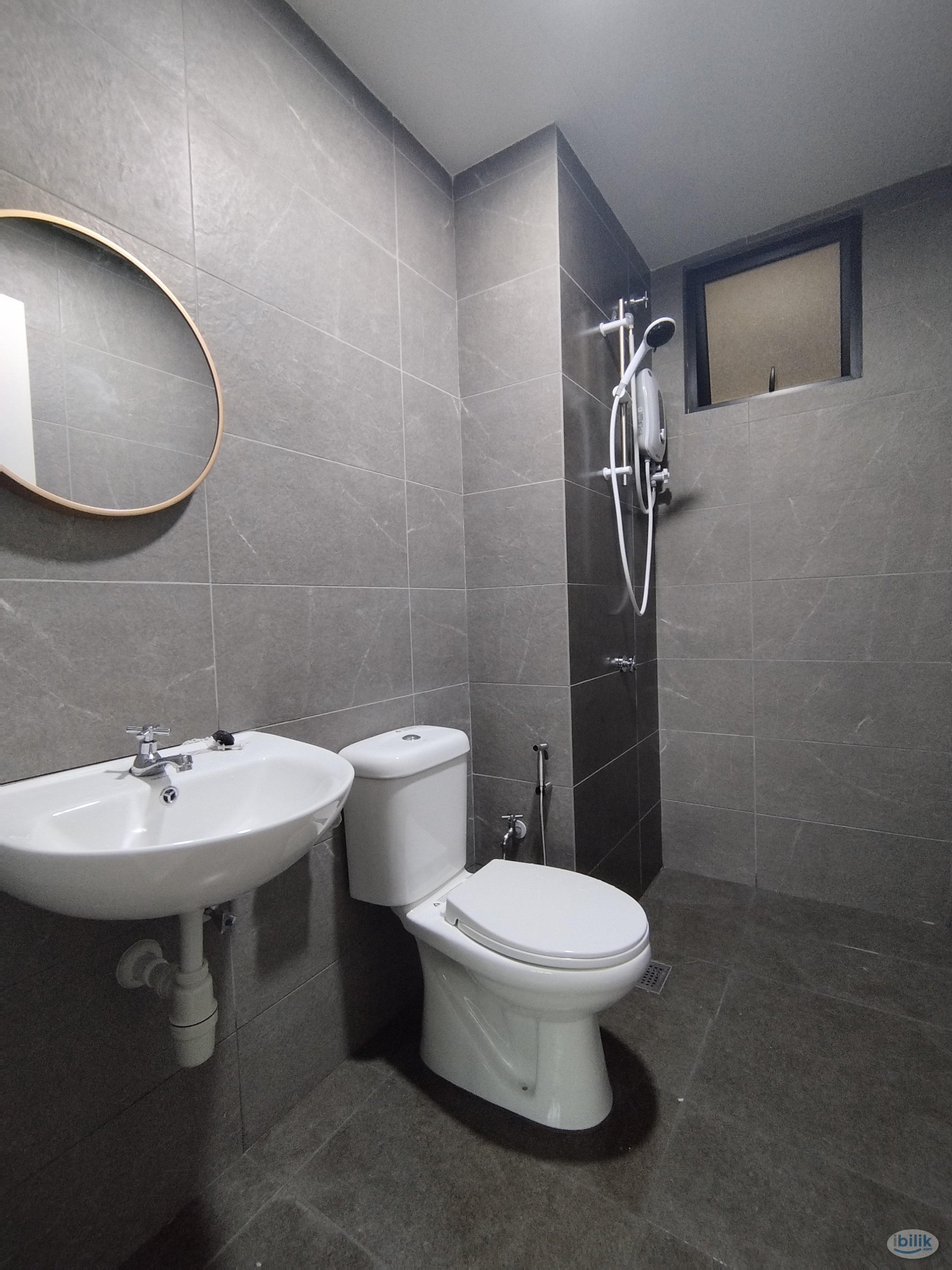 Middle Room at Vista Wirajaya 1 Setapak, Kuala Lumpur - Image 4