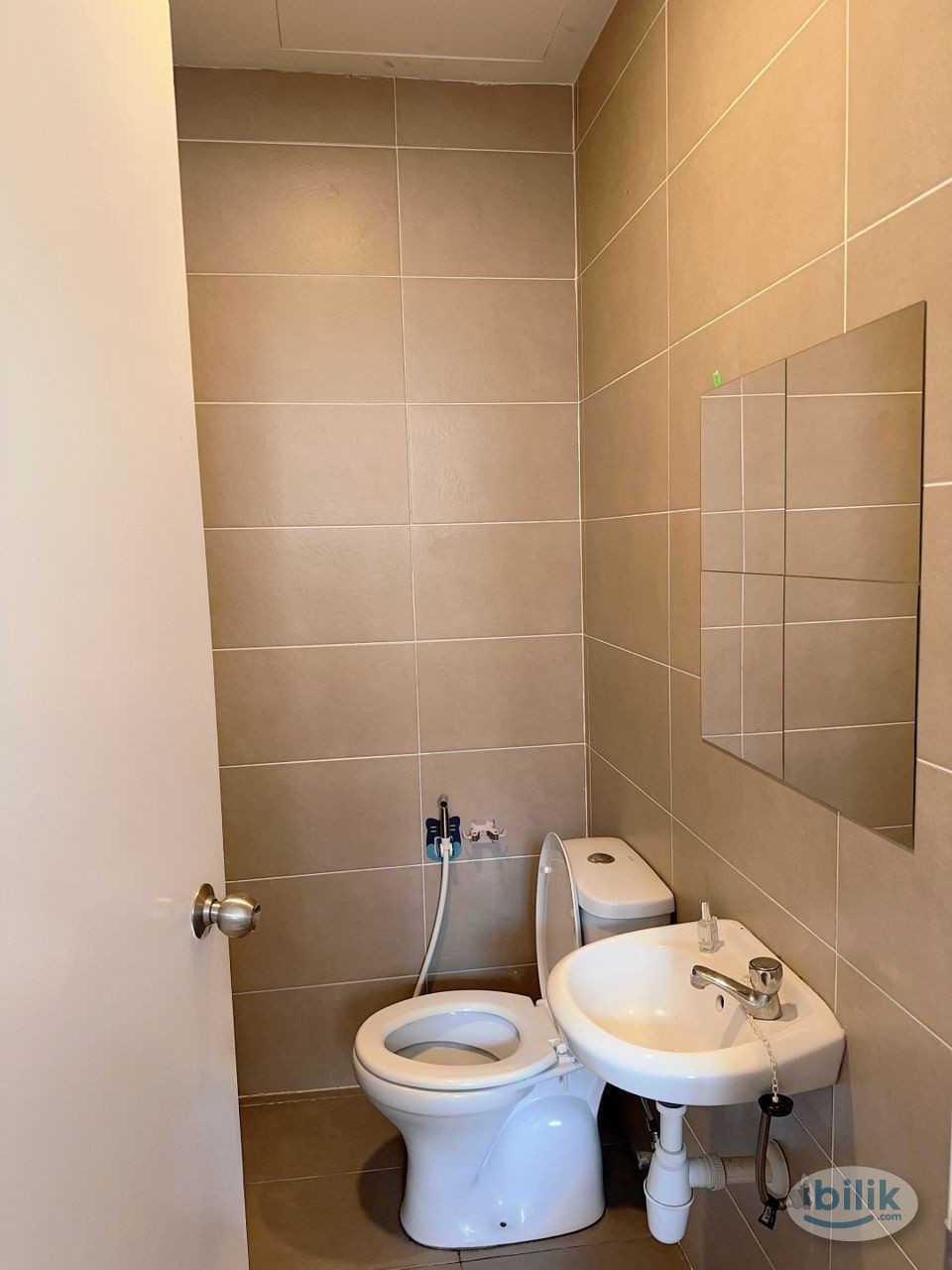 you residence  Walk3 min MRT Cheras selangor Included water electricity wif - Image 2