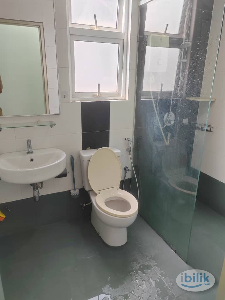 [PRIVATE BALCONY] Big Master Room at Pacific Place, Ara Damansara - Image 3