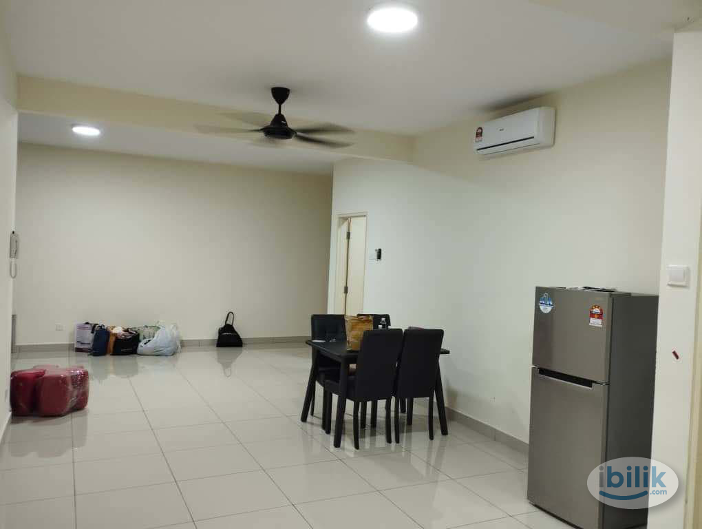 Master Room in Female Unit - linked to MRT Sri Raya Station - Image 4