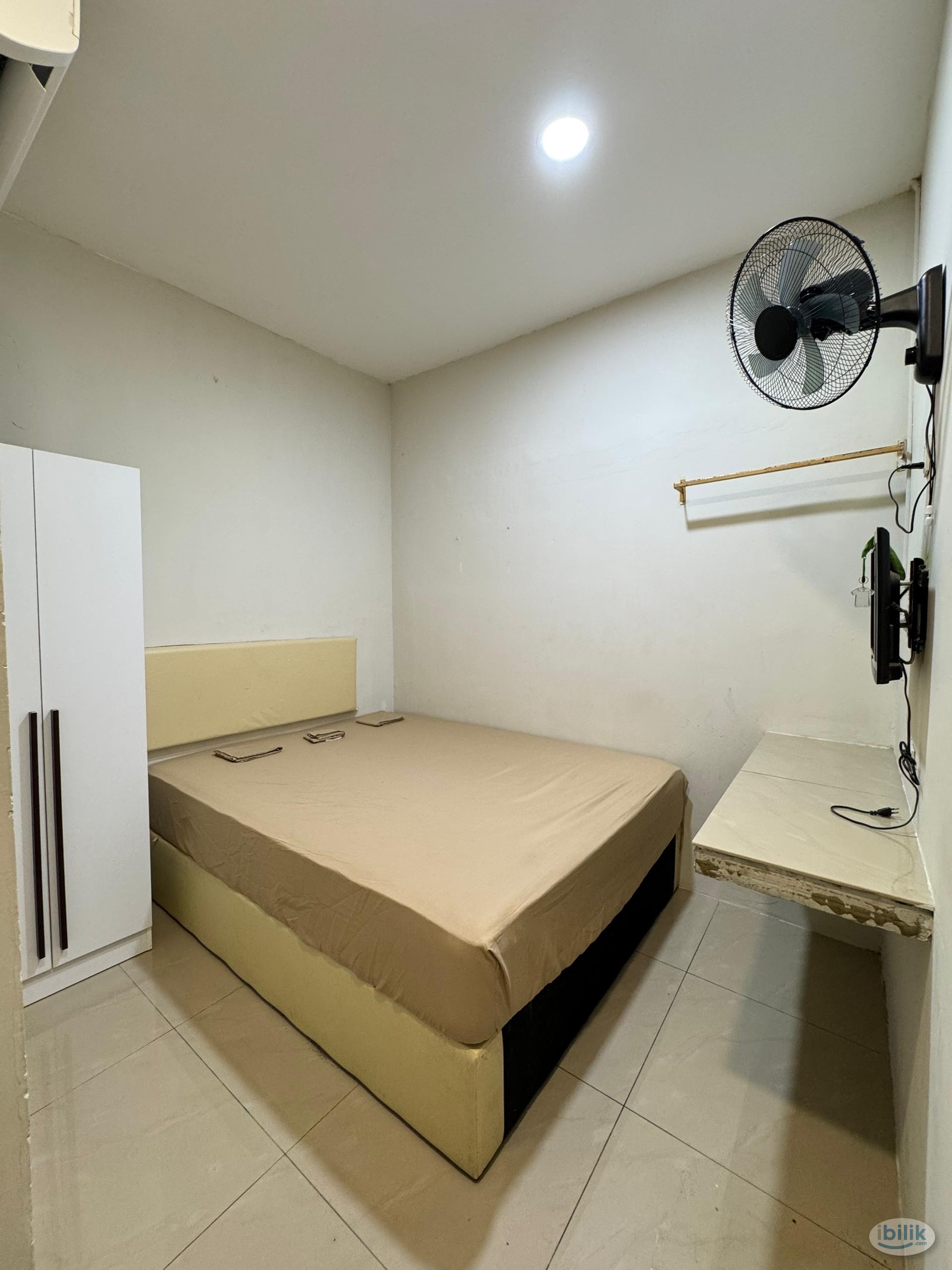 🔥🔥SUPER LOW DEPOSIT🔥🔥Master Room at CIQ, Johor Bahru - Image 1