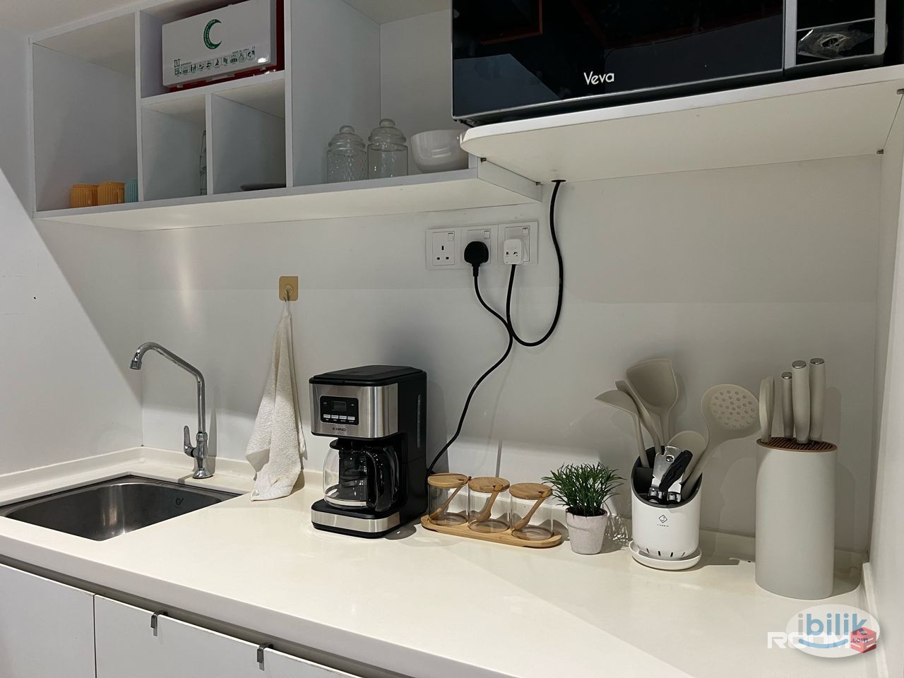 🌷 Last Female Unit 🌷 Single Bed with Aircon 🚶‍♀️ Walking Distance to USJ 21 LRT - Image 3