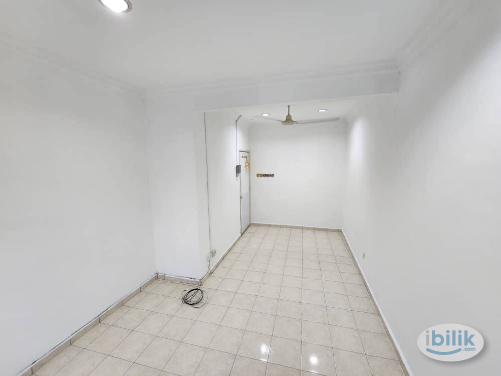🏠 Shah Alam | Fully Furnished Room | Affordable Rent | Move In Now 🚀 - Image 1