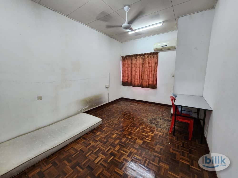 Single Room at Kota Damansara, Petaling Jaya - Image 1