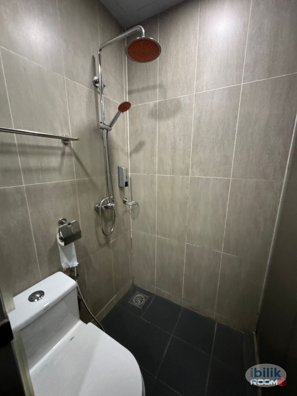 🔥 Zero Deposit Co-Living Hotel Room w/ Private Bathroom @ Shah Alam 🏨 Near KPJ Selangor Hospital & PROTON HQ 🚗 - Image 4