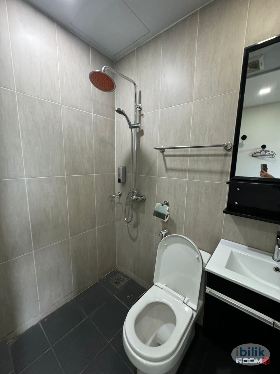 🔥 New Unit! Zero Deposit Master Room w/ Private Bathroom @ Shah Alam 🏠 Near Columbia Asia Hospital Bukit Rimau 🚗 - Image 5