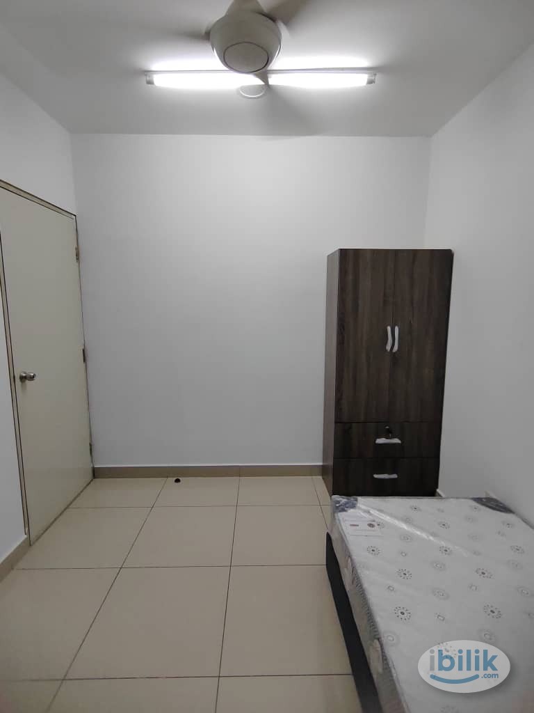 Medium Room at Pacific Place, Ara Damansara - Image 2