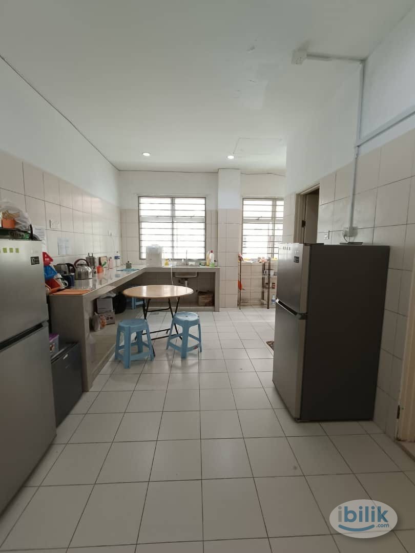 ‼️LOW DEPOSIT‼️SETIA ALAM KLANG CHEAPER MASTER ROOM WITH PRIVATE BATHROOM FOR RENT🤩💥NEAR TO SETIA CITY MALL , TOP GLOVE  - Image 5