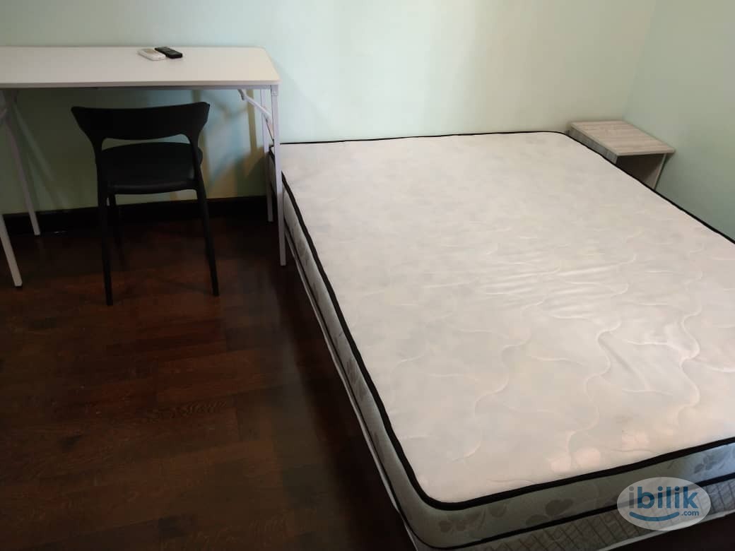 Medium Room at Saville @ The Park, Pantai - Image 4