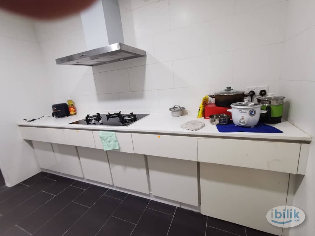 Middle Room at SQWhere, Sungai Buloh - Image 3