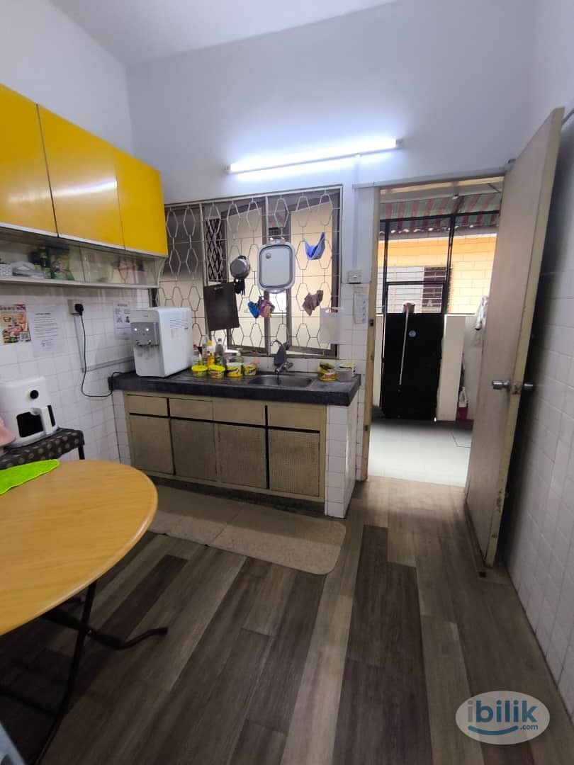 Low Rental 🔉 Bilik Sewa Murah at SS25 PJ with Air-Cond near Kelana Jaya LRT🛜‼️FREE UTILITIES - Image 5