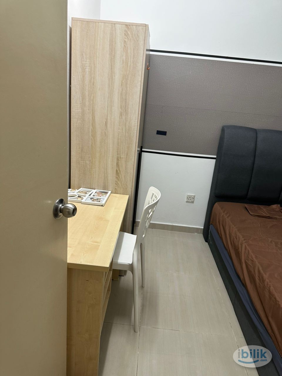 Medium Room Fully Furnish(Female Unit)Walking Distance To KTM & MRT - Image 1