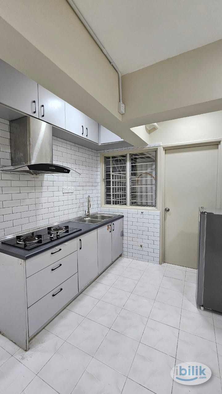 LRT Salak Selatan room for rent Bandar sri permaisuri cheras full furnish - Image 2