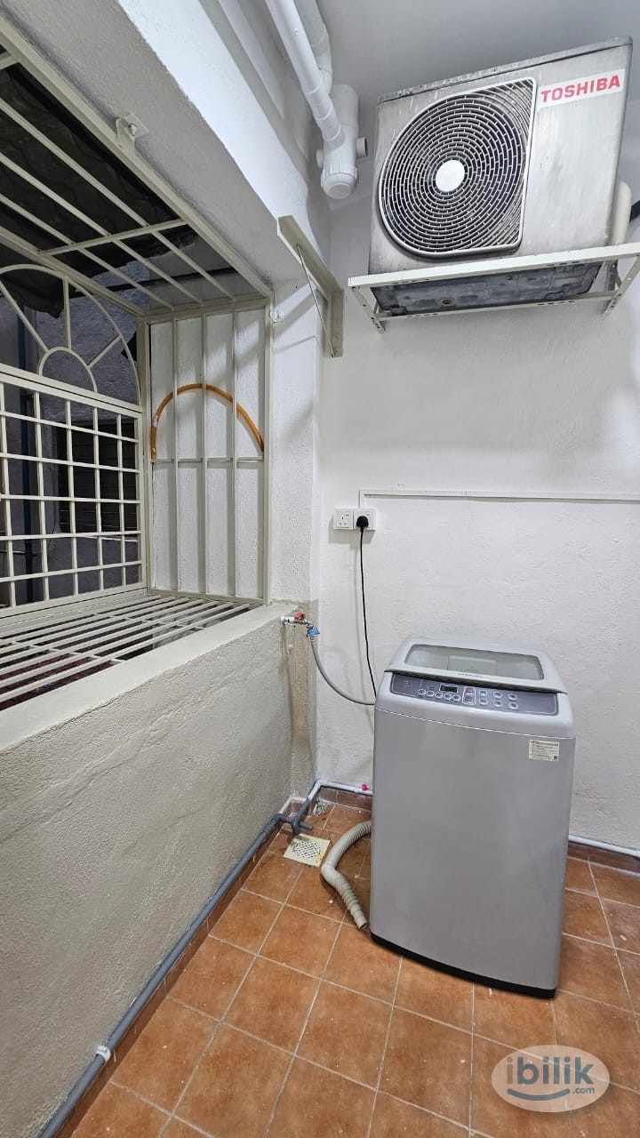 LRT Salak Selatan room for rent Bandar sri permaisuri cheras full furnish - Image 3