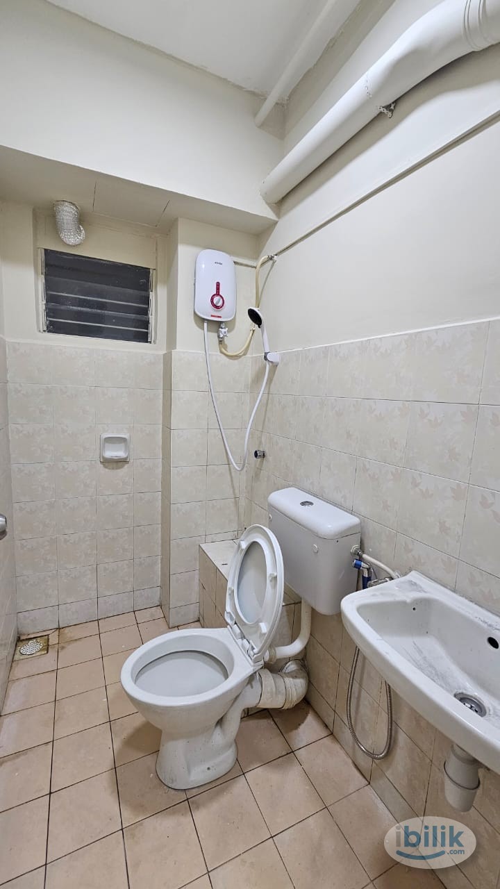 LRT Salak Selatan room for rent Bandar sri permaisuri cheras full furnish - Image 5