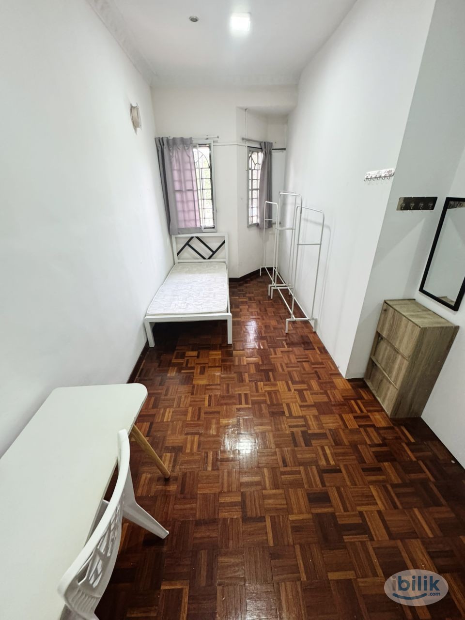 🎊 ZERO DEPOSIT 🎊 Walking Distance To 1️⃣ UTAMA SHOPPING With Fully Furnish 💛💛 - Image 2