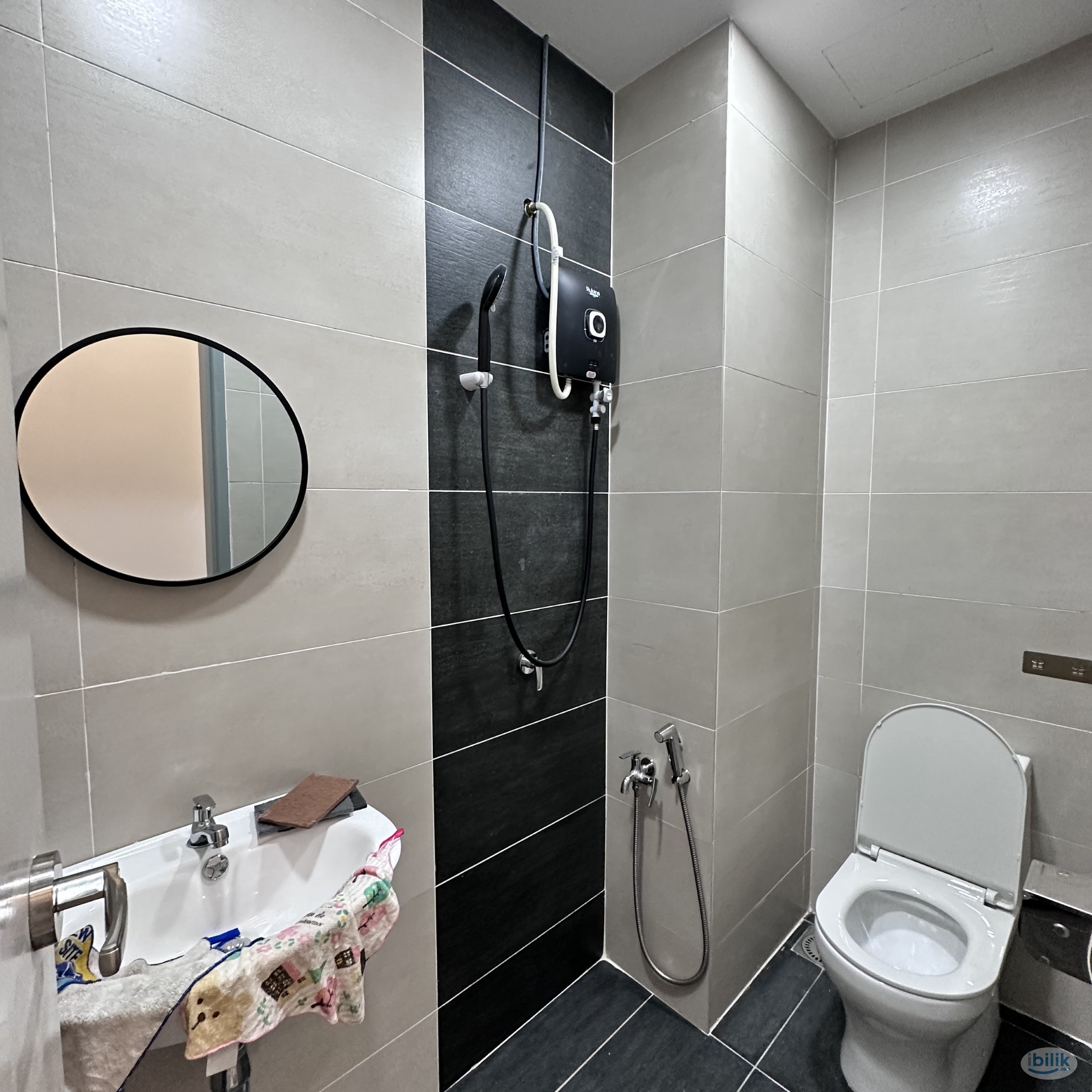 Small Room in Prime Area – Ideal for Quiet Living @ Sri Petaling, Kuala Lumpur - Image 3