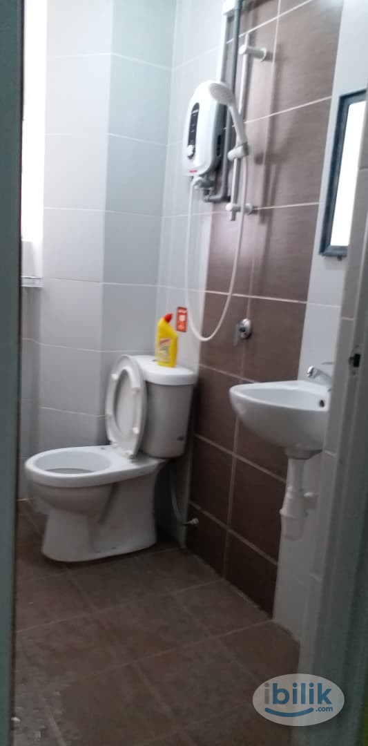 MASTER ROOM M3 RESIDENCY NEAR LRT 5MINS - Image 4