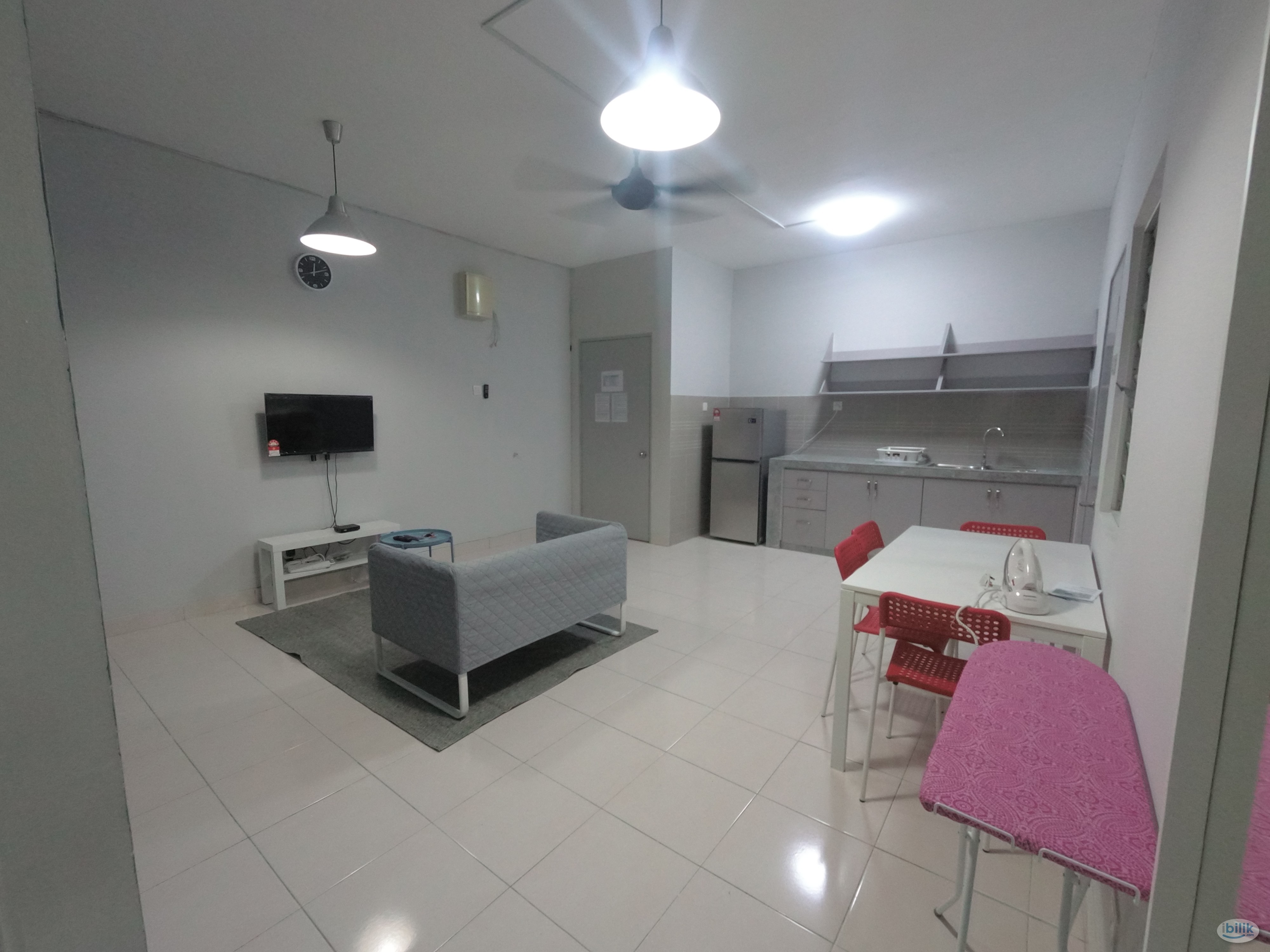 Bilik Air Tak Kongsi | sharing | girl muslim | Master Room at Symphony Heights, Selayang | fully furnised - Image 4