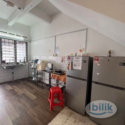 🏃🏽‍♀️‍➡️🏃🏽‍➡️270M REACH BAHAGIA LRT MIDDLE ROOM FOR RENT🤗 🔥MOVE IN IMMEDIATELY🌈TRUSTED AGENT🌈 - Image 4