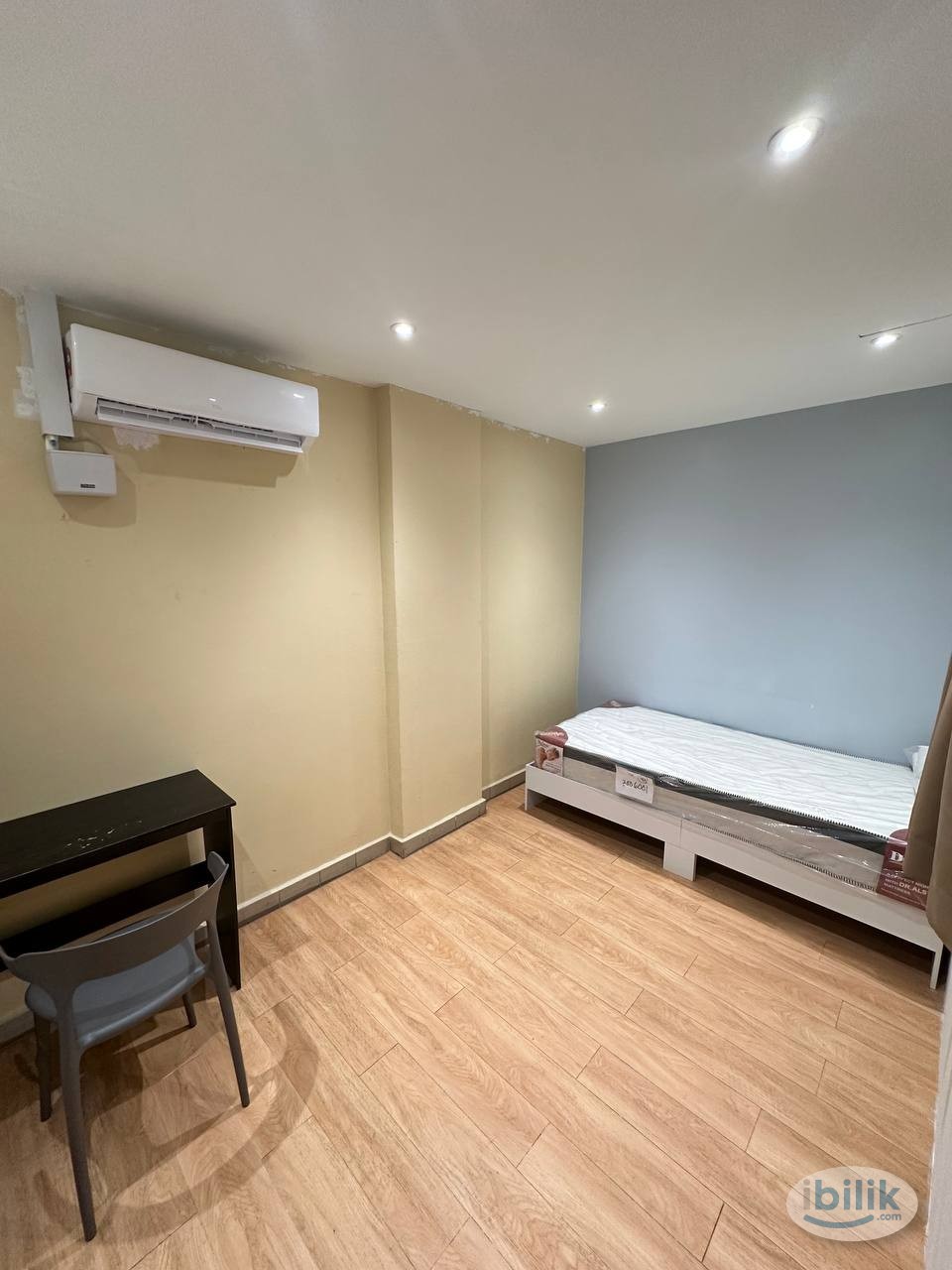 [ Co living Hotel in PJS 8 l Foreigner are welcome ] ❤️‍🔥 Aircon room unit in PJS 8‼️ - Image 1