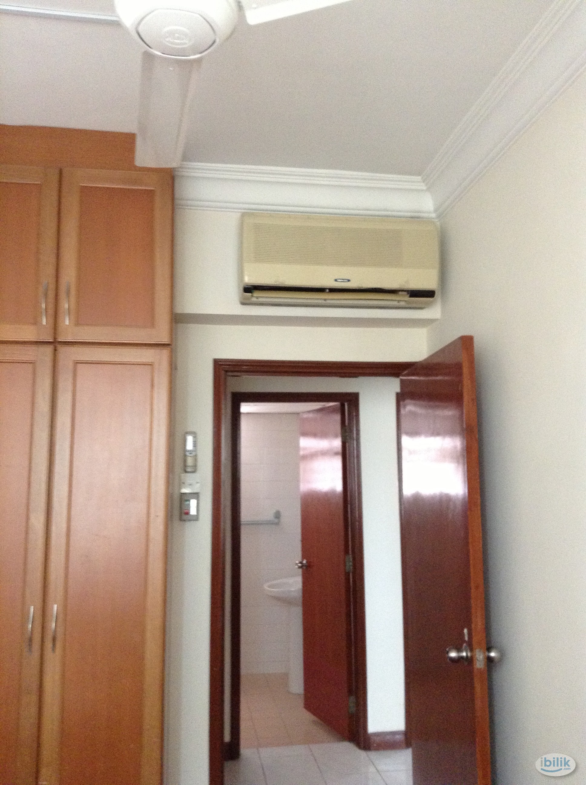 Single Room at Bistari Condominium, Putra - Image 2