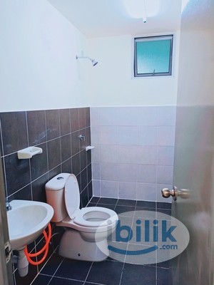 Master bedroom attach bathroom privacy melody perdana near uitm ,hospital puncak alam - Image 4