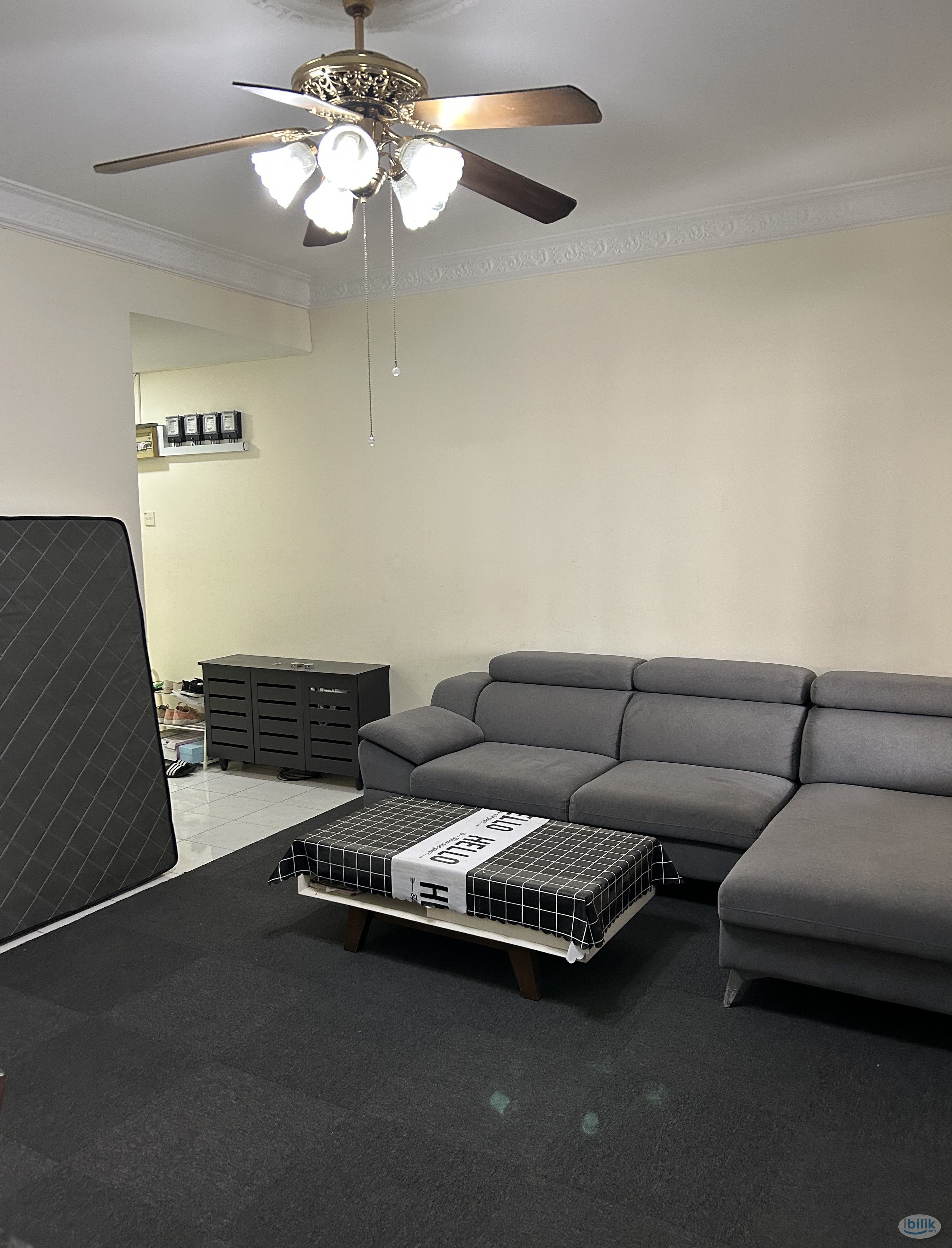 Fully furnished Chinese Single room  - Image 2
