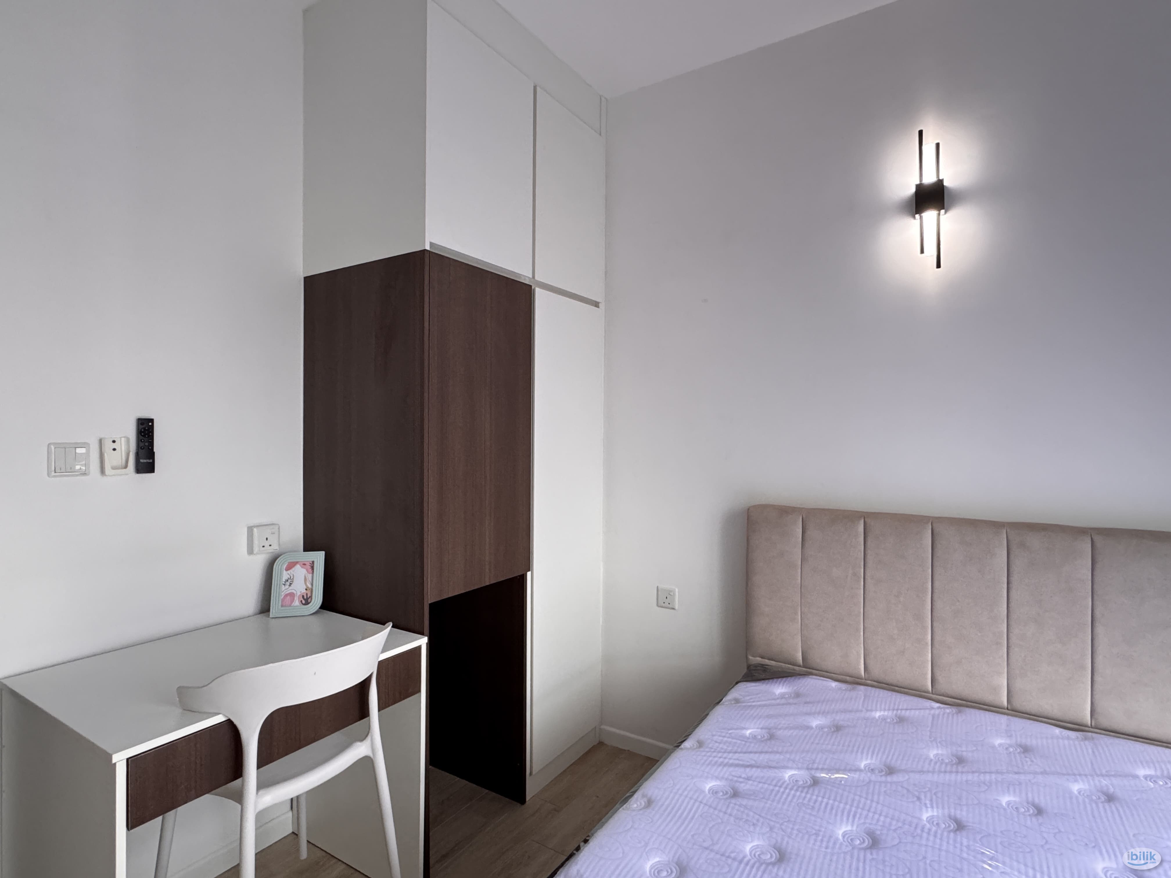 Batu Kawan, Penang Middle Room  - Image 2