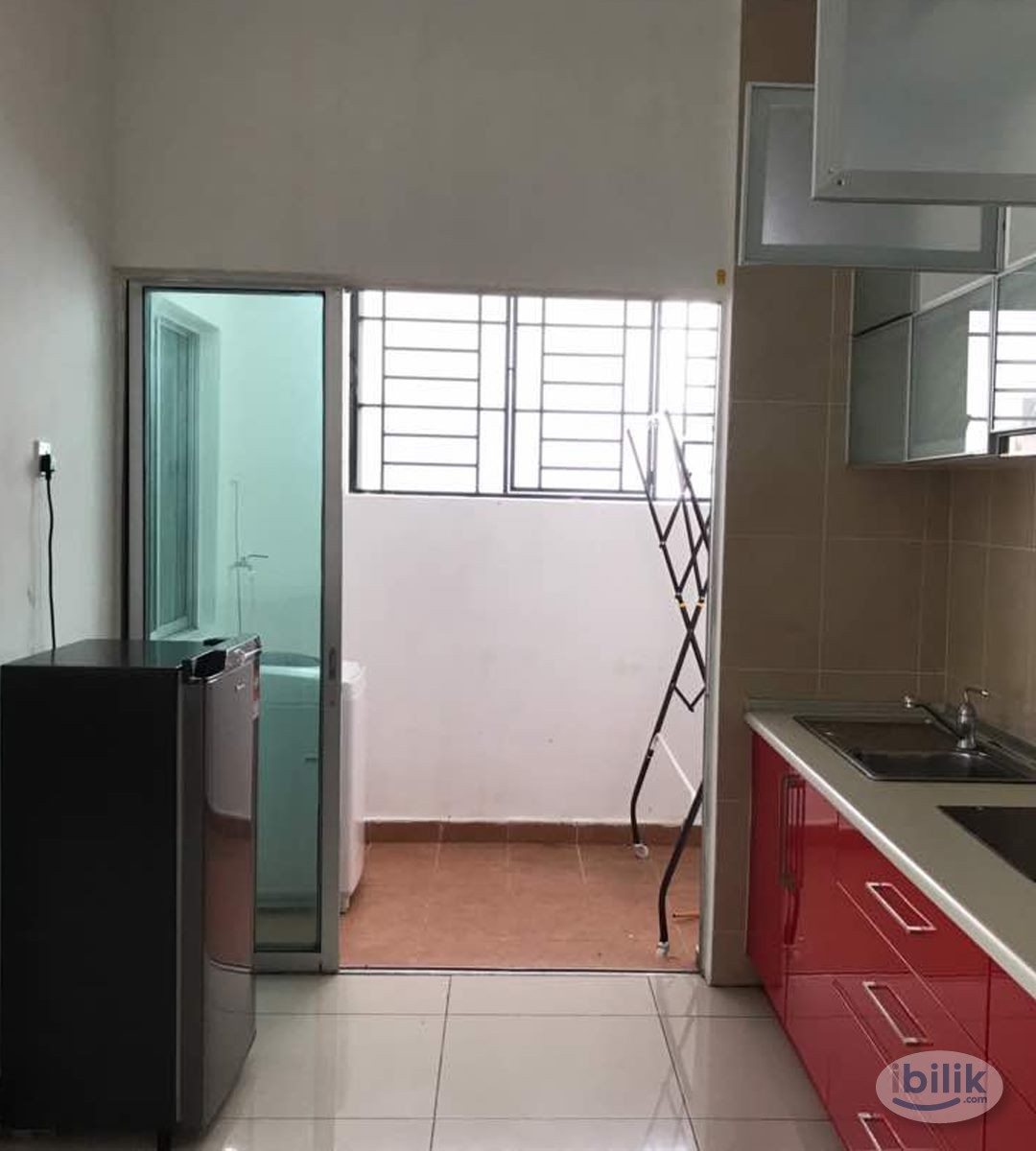 OUG Parklane Medium Room RM600 - Immediate Move In - Image 5