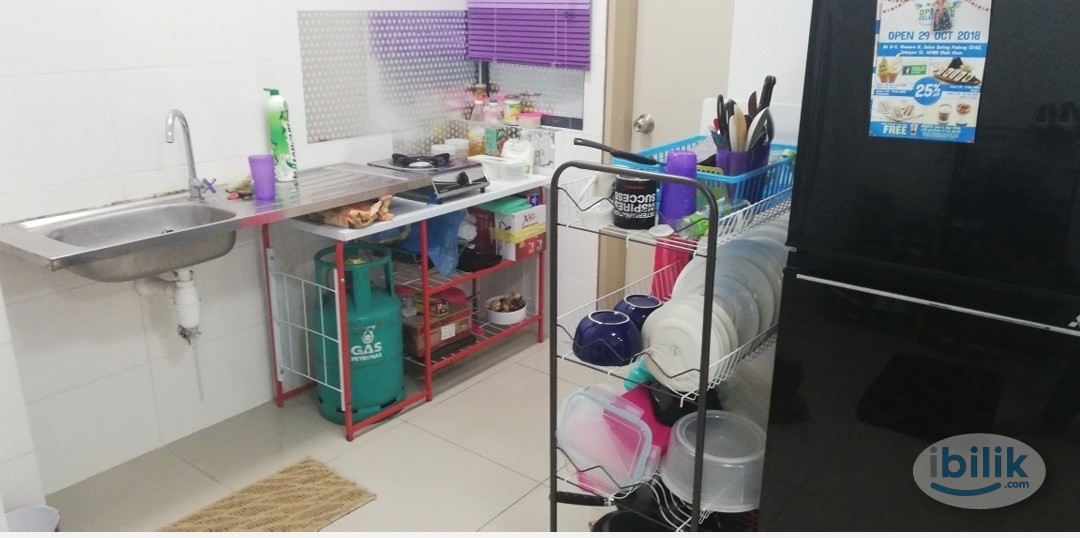 Middle Room at Suria Residence, Bukit Jelutong - Image 2