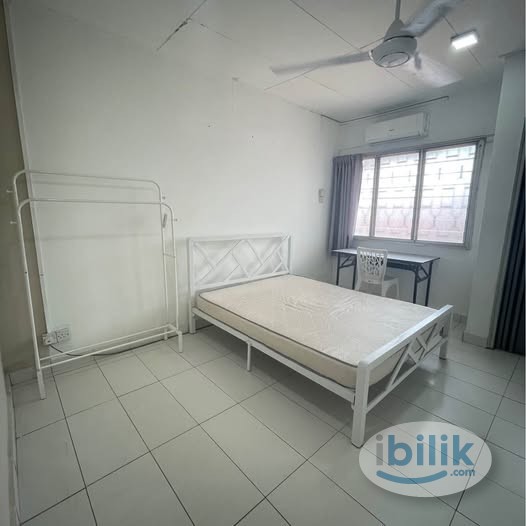 💫QUEEN BED SUPER MIDDLE ROOM FOR RENT AT SS22 DAMANSARA UTAMA😊🍀MOVE IN IMMEDIATELY🌈TRUSTED AGENT🌈 - Image 1