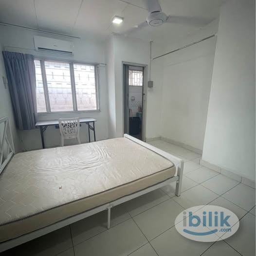 💫QUEEN BED SUPER MIDDLE ROOM FOR RENT AT SS22 DAMANSARA UTAMA😊🍀MOVE IN IMMEDIATELY🌈TRUSTED AGENT🌈 - Image 2