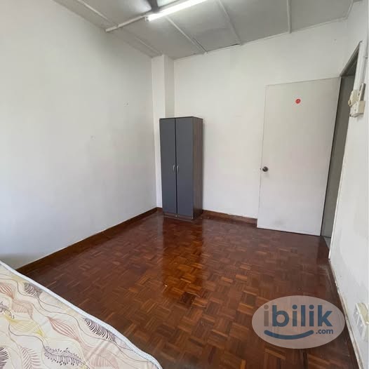 🙎🏽‍♀️FEMALE UNIT SPACIOUS MIDDLE ROOM FOR RENT AT SS2🤗 🔥MOVE IN IMMEDIATELY🌈TRUSTED AGENT🌈 - Image 3