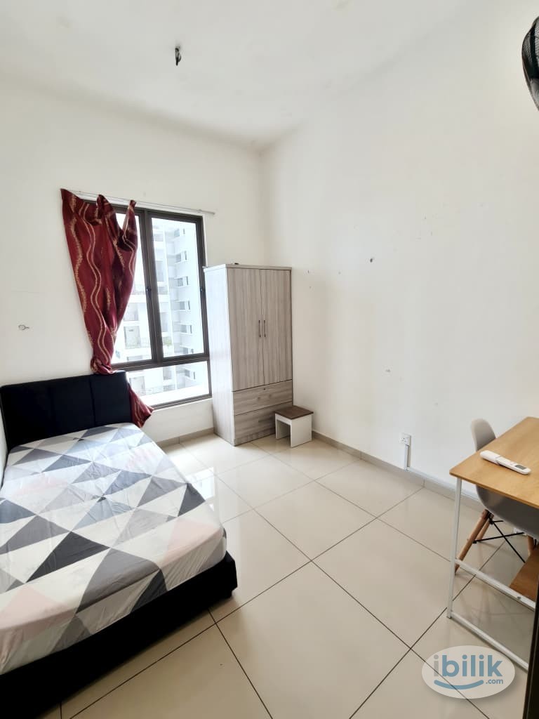 COZY SINGLE ROOM AT BAYAN LEPAS NEAR INDUSTRIAL AREA ! FREE WIFI and MONTHLY CLEANING - Image 1