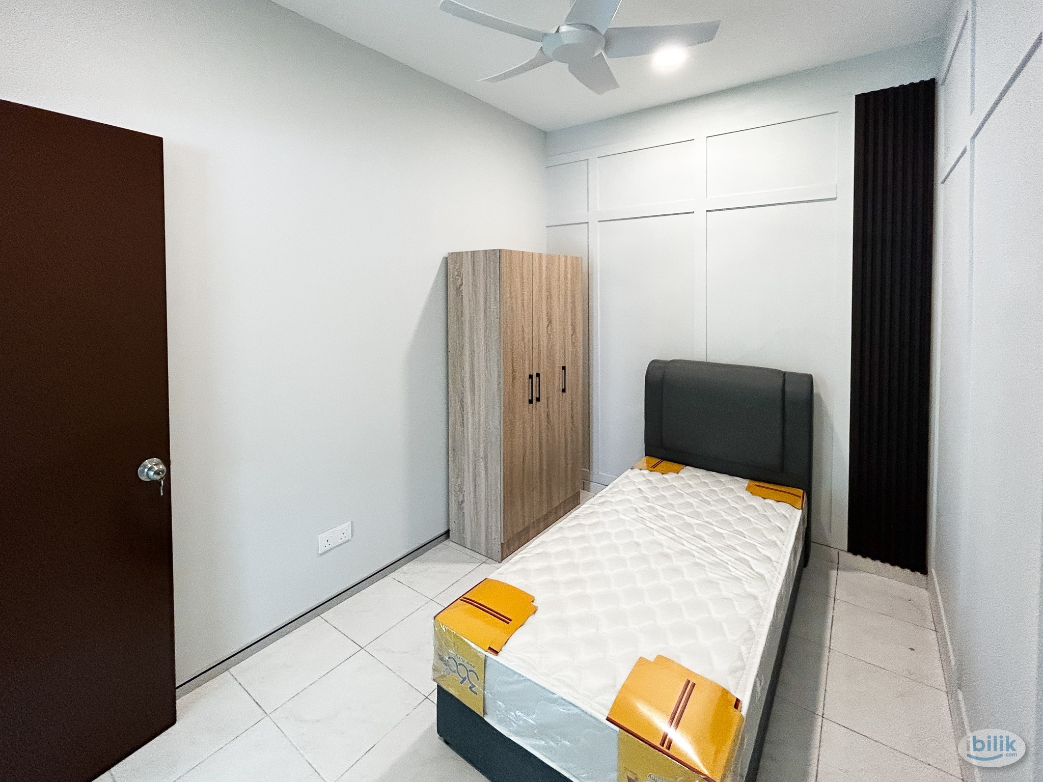 Middle Room at Seksyen 23 Shah Alam Near Aeon Big Access to LKSA - Image 2