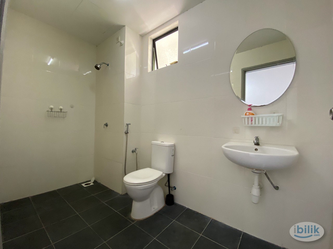 Single Room at Ivory Residence, Mutiara Heights - Image 4