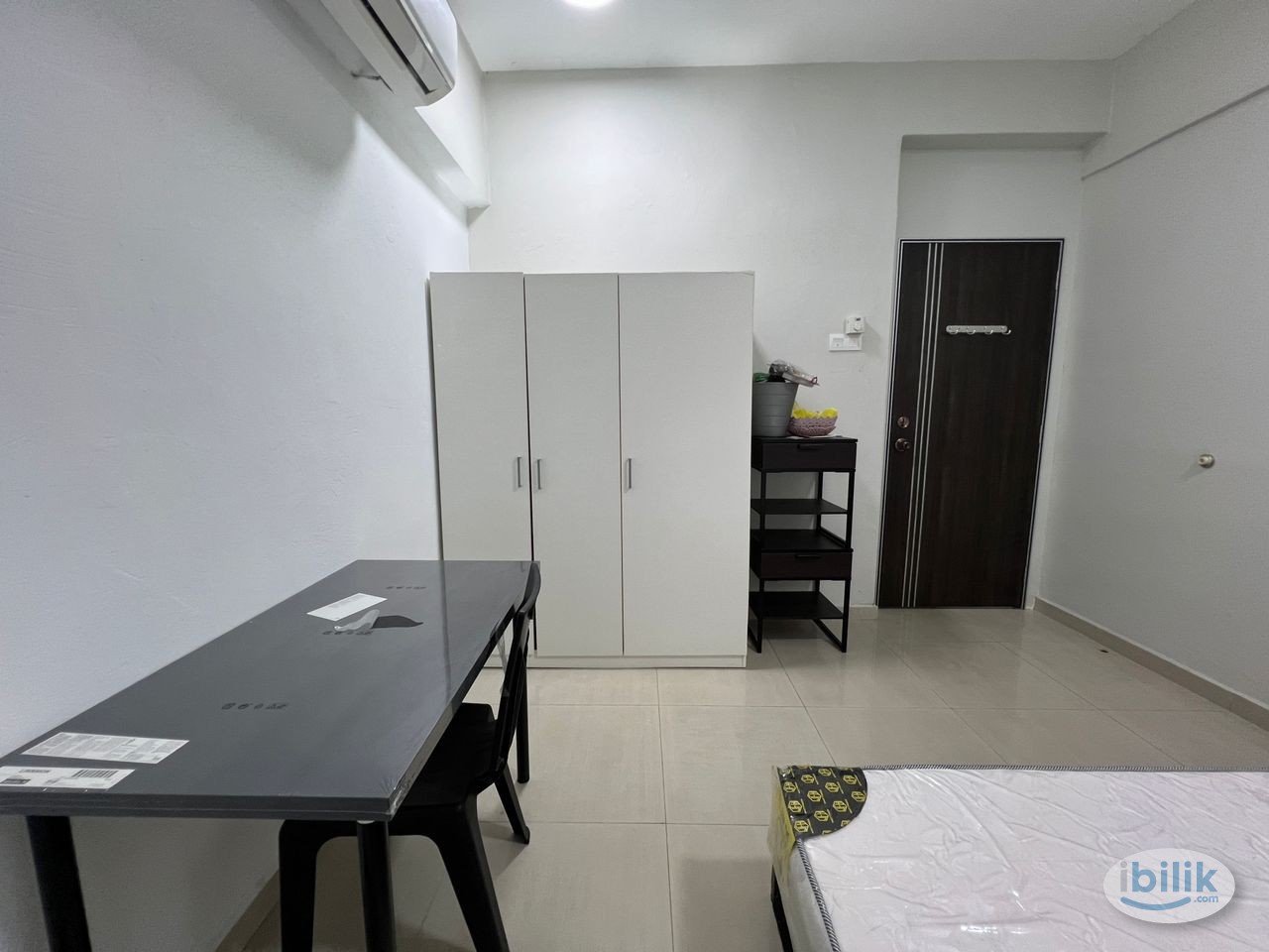 Walking distance to MRT Sri Damansara & KTM Kepong Sentral. Room for rent - Image 1