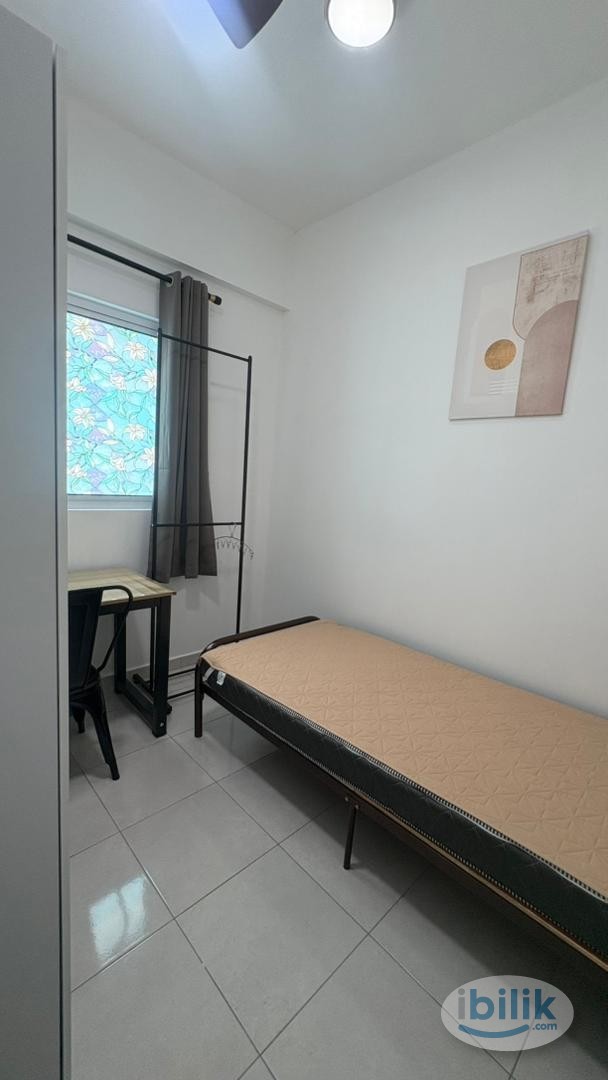Single Room at Havana Beach Residences, Bayan Lepas - Image 2