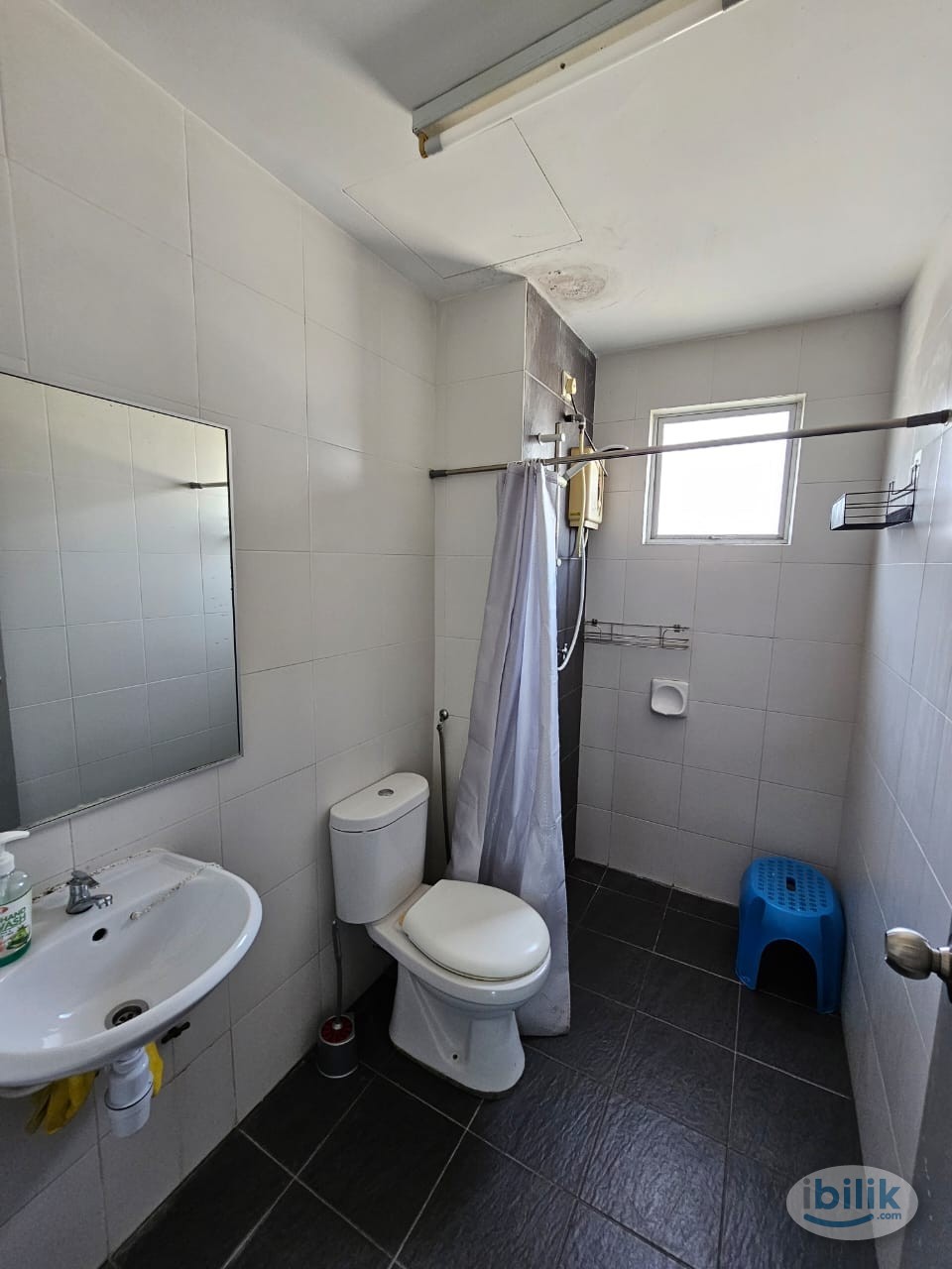Master Room at Casa Residenza, Kota Damansara - Image 2