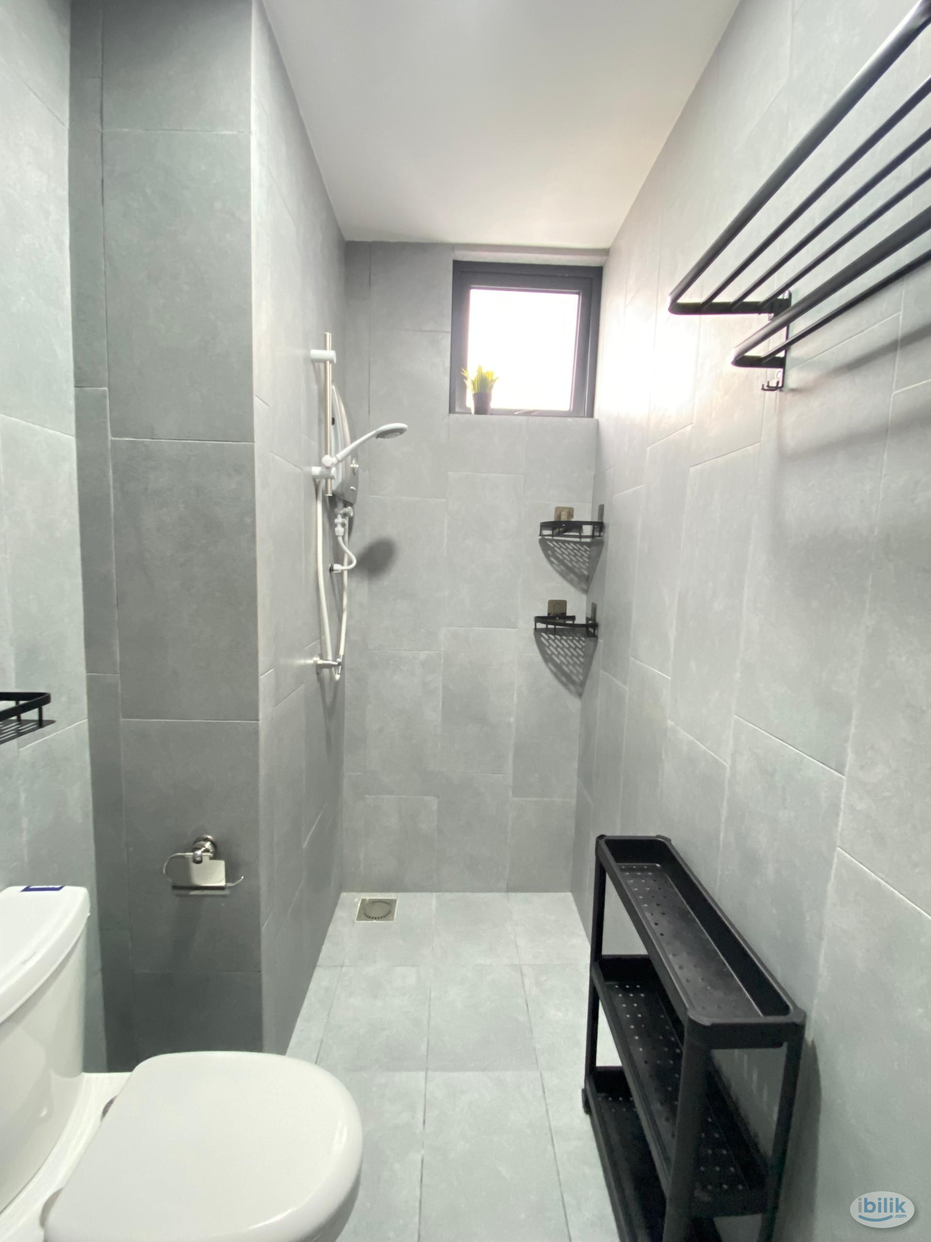 Middle Room at M Vertica KL City Residences, Cheras - Image 3