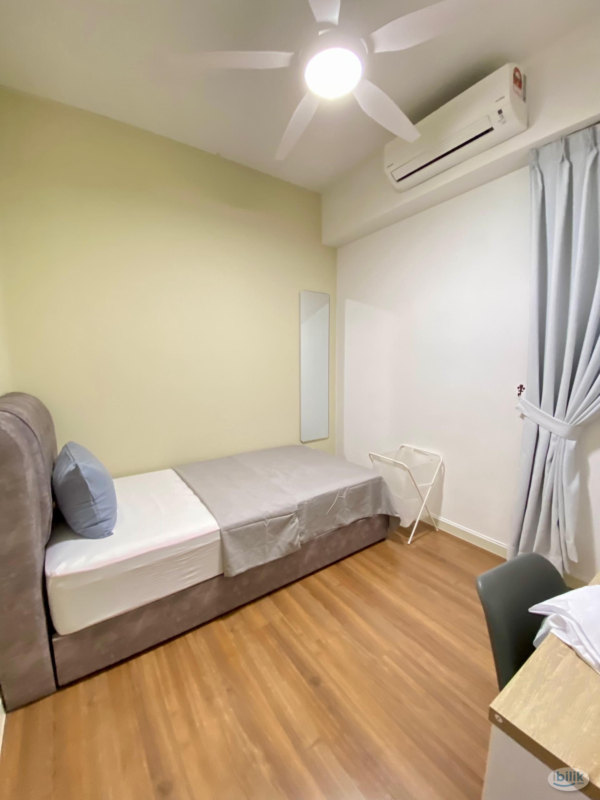 Single Room at M Vertica KL City Residences, Cheras - Image 1