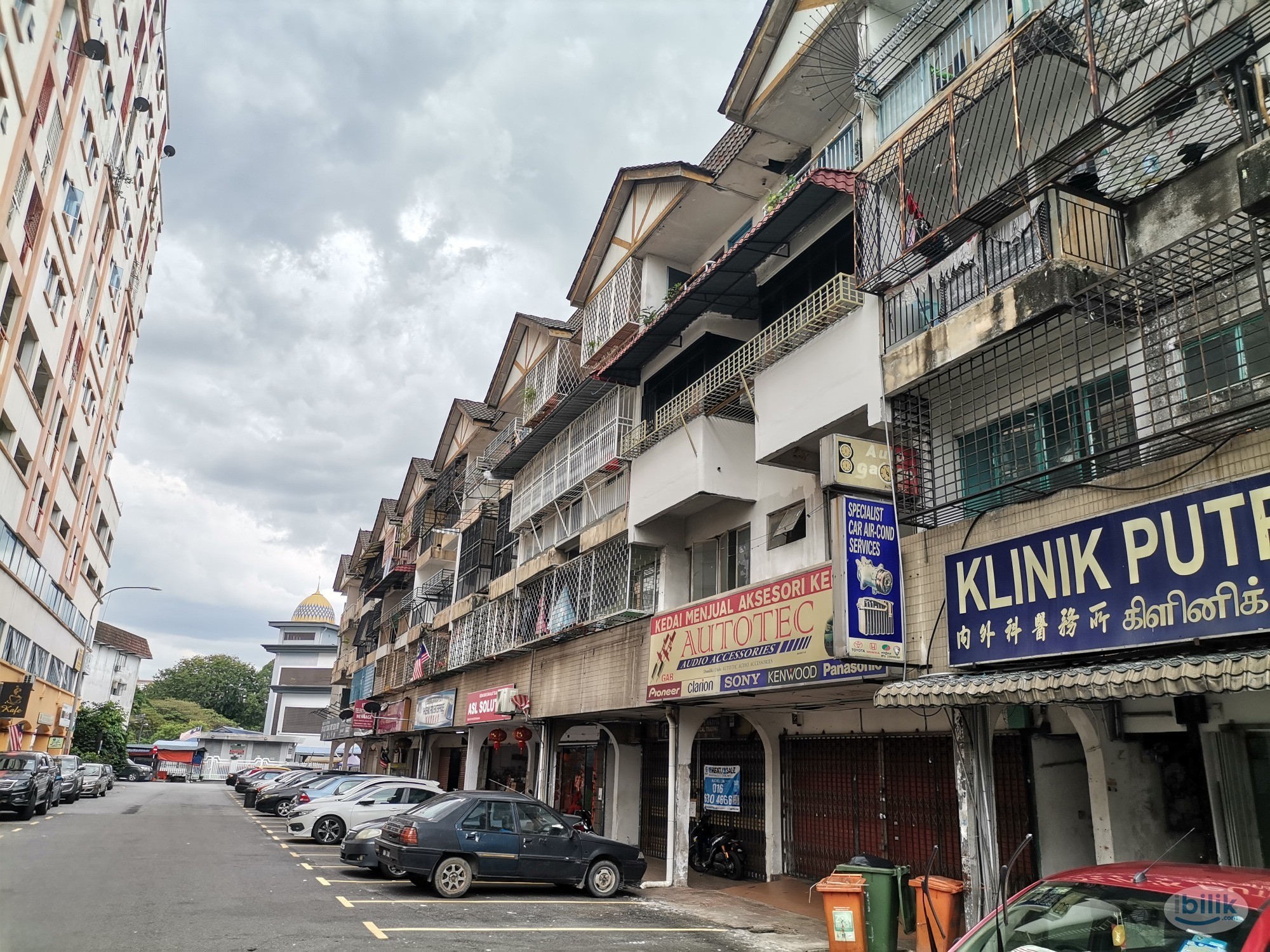 Master Room at Taman Serdang Raya, Seri Kembangan - Image 5