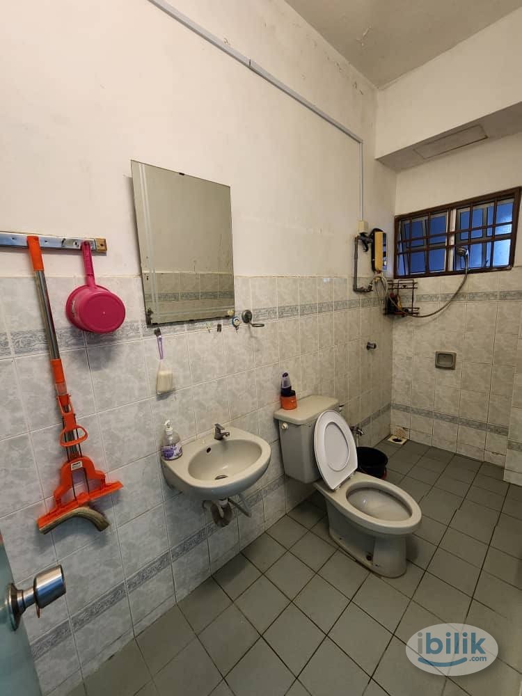 🌟 Medium Room with Aircond for Rent @ Bandar Puchong Jaya 🌟 - Image 4