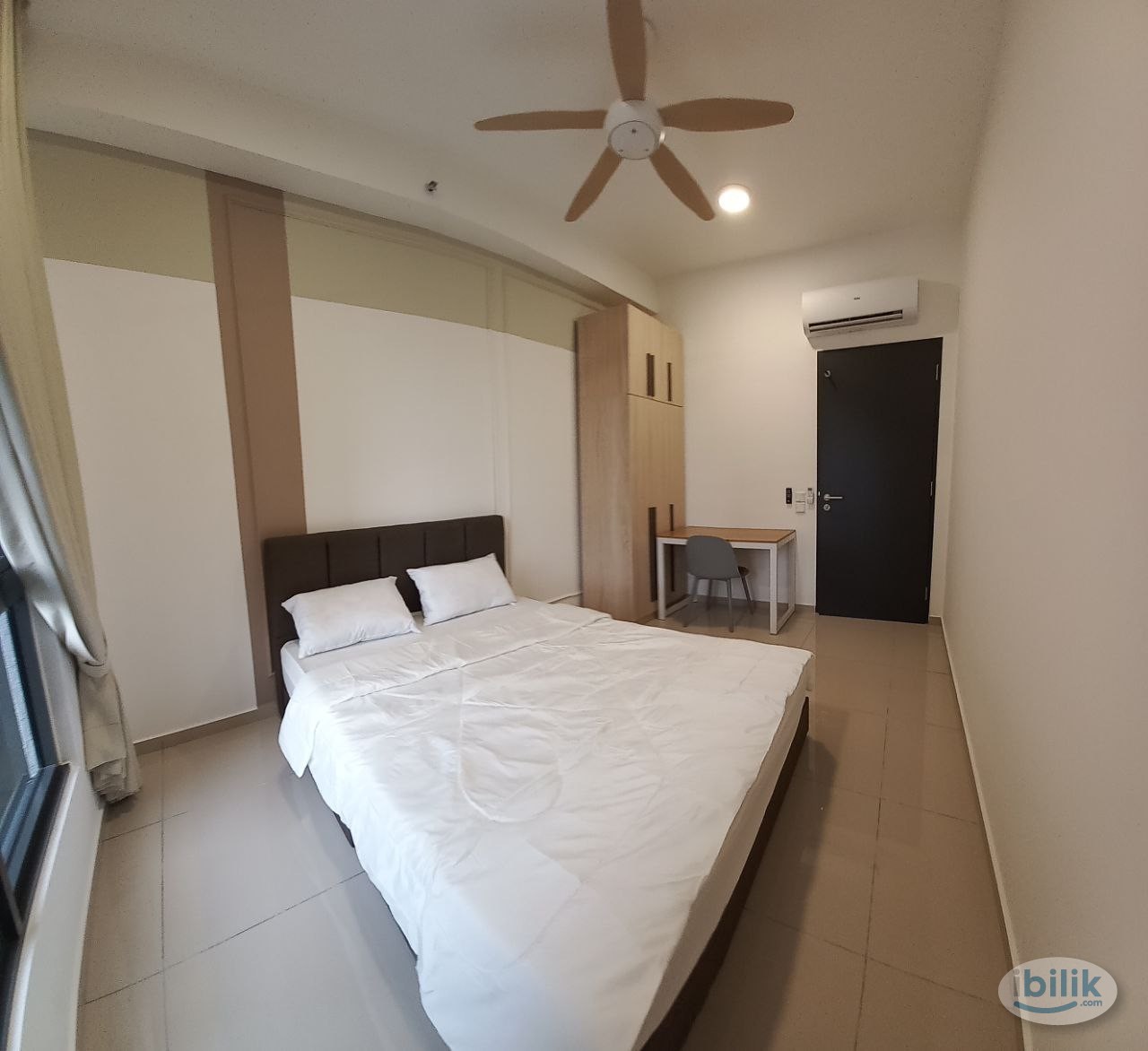 MEDIUM Room For Rent @ D'Vervain DVervain Damansara Perdana Mutiara Damansara PJ Trade Centre Empire City - Image 1