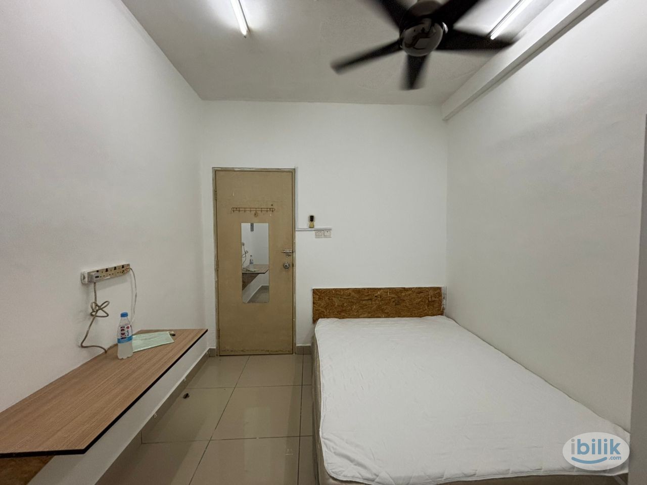 📍Next to LRT Ara damansara/Evolve mall, Doorsteps to variety Shop lot and Restaurant, Near to Citta Mall, Subang Airport - Image 3