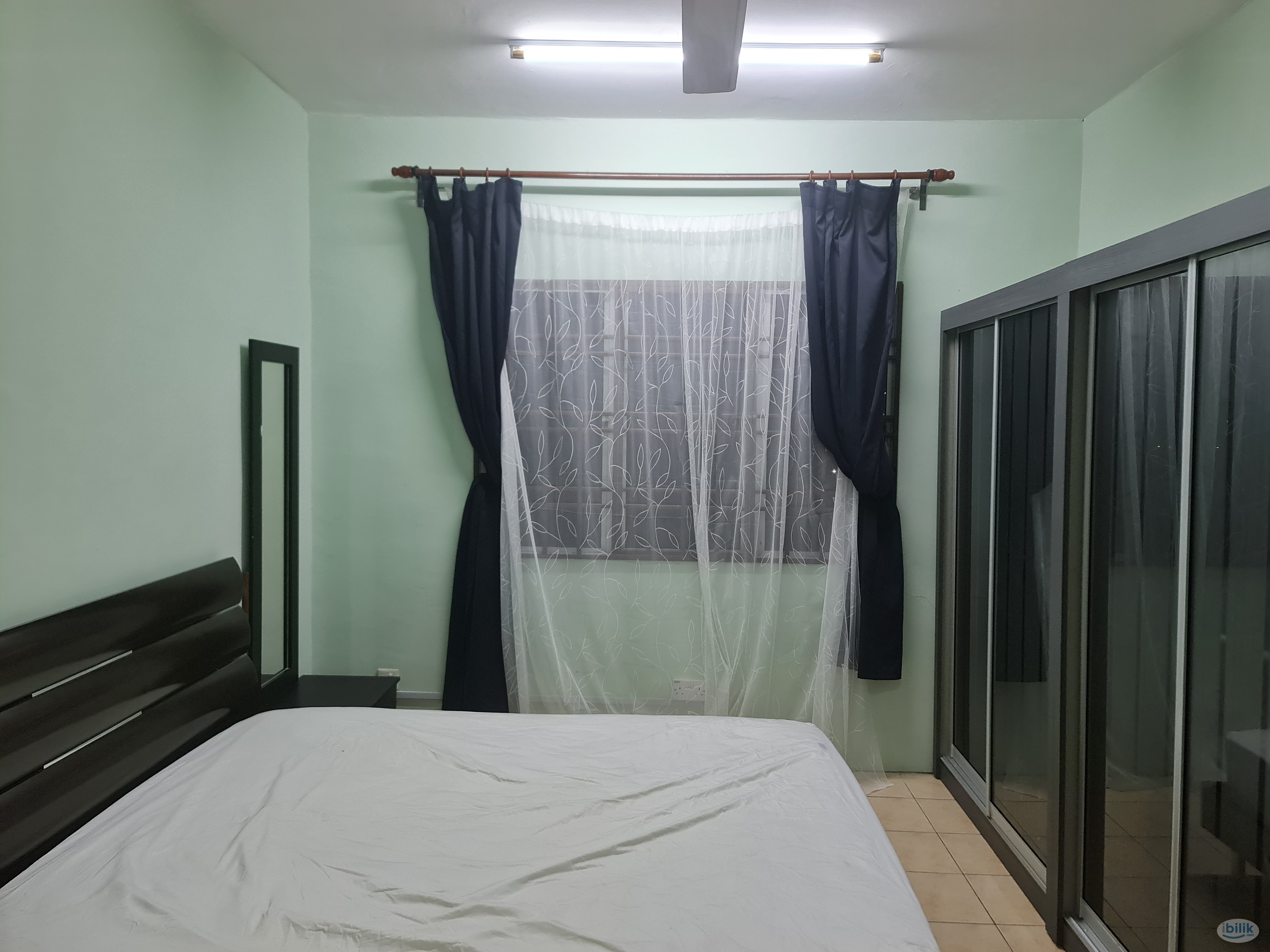 Female Master Room - UCSI Uni, Connaught, Cheras - Image 5