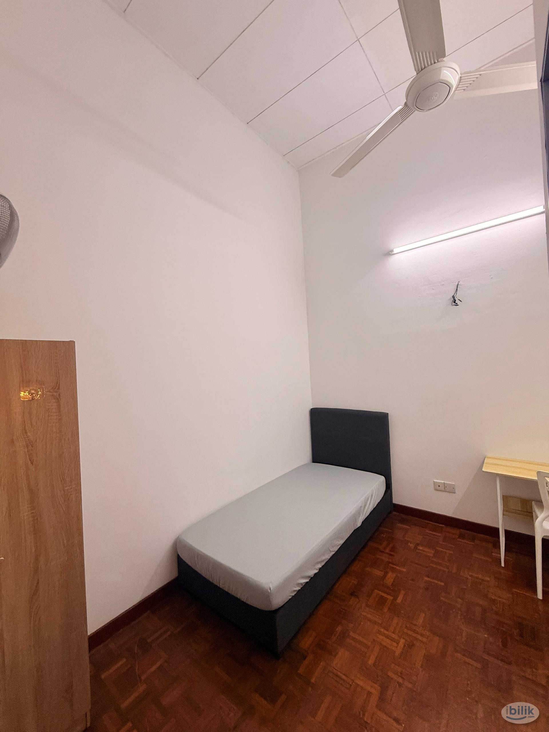 ‼️Female Unit Only🌟Merdeka Promo💥ZERO DEPOSIT🛜🔥BUDGET SINGLE ROOM FOR RENT AT BANDAR UTAMA 💥NEAR TO ONE UTAMA , FIRST AV - Image 1