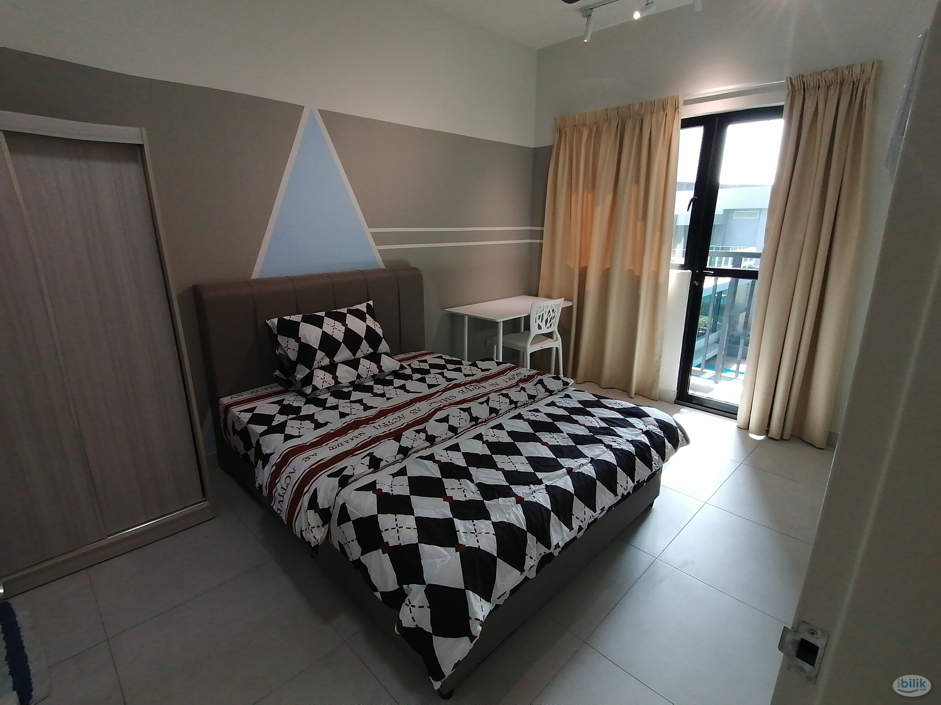Majestic Maxim Residences – Your perfect All-FEMALE or All-MALE - Image 1
